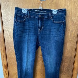 Old Navy Curvy Skinny Jeans